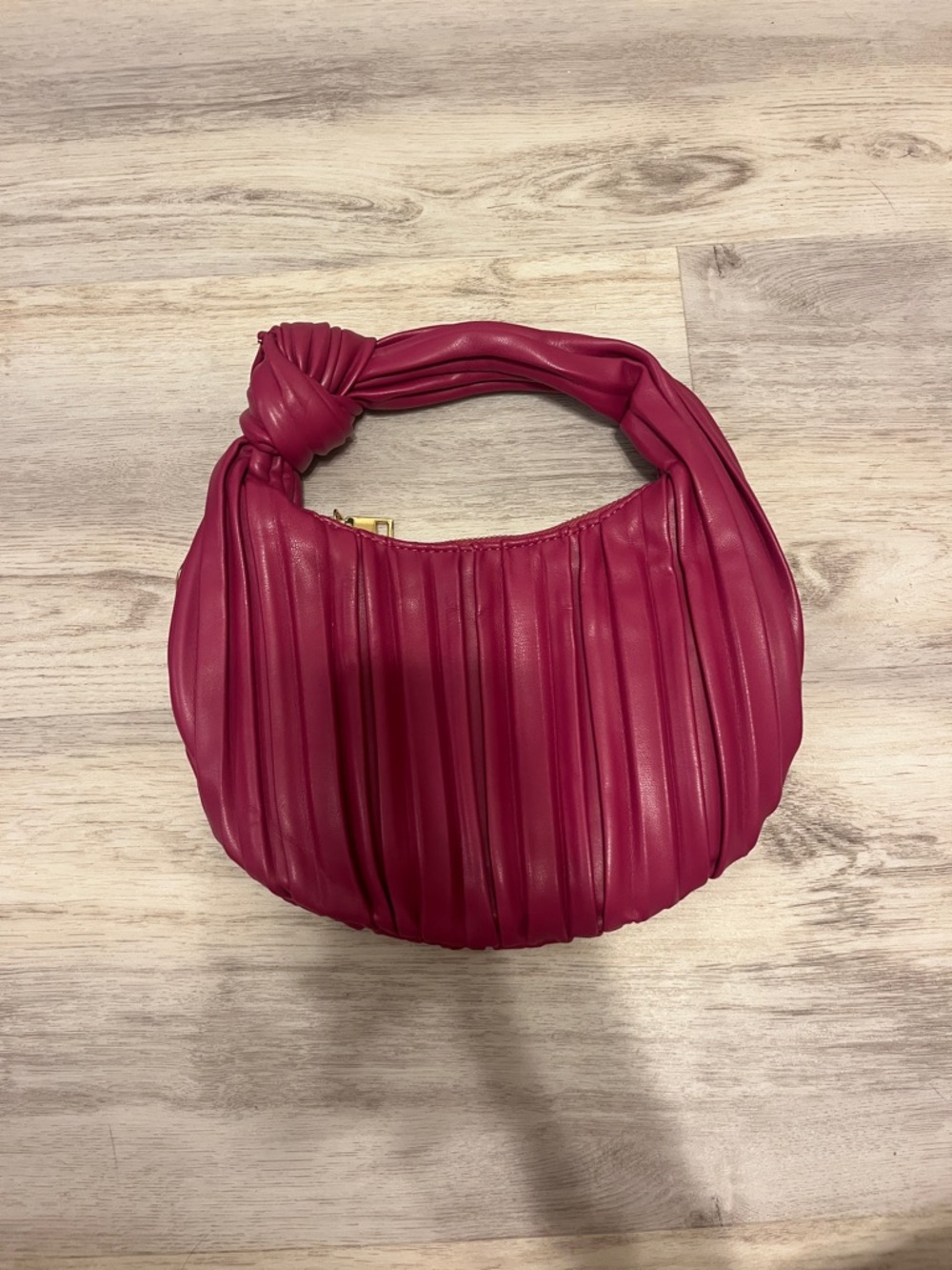 Women’s Pink Knotted Handle Pleated Bag